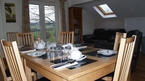 The Lodge At Birkby Hall Brighouse 4*,